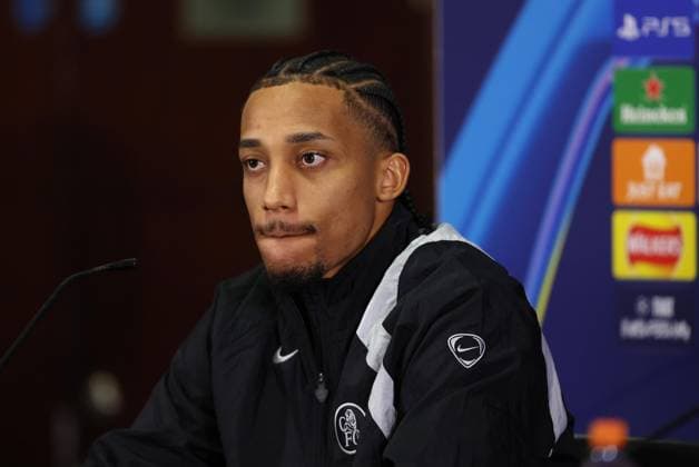 LONDON, ENGLAND, MARCH 16: Joao Pedro of Chelsea talks to the press during the Chelsea FC press conference, PK, Pressekonferenz on MD-1 ahead of the match between Chelsea FC and Paris Saint-Germain FC in the UEFA Champions League, Round of 16, 2nd Leg match at Stamford Bridge Stadium in London, England, on March 16. (Photo by Daniel Weir)  Copyright: xDanielxWeir SportsxPressxPhotox Sportspressphoto_SPR111806