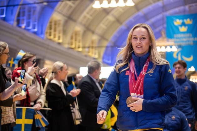 260316 Ebba Arsjö of the Swedish national alpine para skiing team during a homecoming celebration event after returning home from the Milano Cortina 2026 Winter Paralympic Games on March 16, 2026 in Stockholm. Photo: Caisa Rasmussen BILDBYRAN COP 353 CR0036 paralympic games paralympics paralympiska spel paralympiske leker vinter-paralympics winter paralympics milano cortina 2026 milano cortina 2026 winter paralympic games parasport para sports bbeng hemkomst sweden sverige *** 260316 Ebba Arsjö of the Swedish national alpine para skiing team during a homecoming celebration event after returning home from the Milano Cortina 2026 Winter Paralympic Games on March 16, 2026 in Stockholm Photo Caisa Rasmussen BILDBYRAN COP 353 CR0036 paralympic games paralympiska spel paralympiske leker vinter paralympics winter paralympics milano cortina 2026 milano cortina 2026 winter paralympic games parasport para sports bbeng hemkomst sweden sverige  Copyright: CAISAxRASMUSSEN BB260316BB596