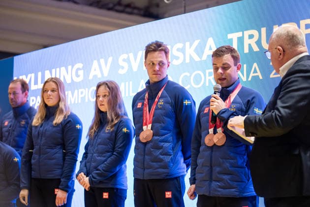 260316 Zebastian Modin of Sweden with guide Emil Talsi of the Swedish national cross country para skiing team during a homecoming celebration event after returning home from the Milano Cortina 2026 Winter Paralympic Games on March 16, 2026 in Stockholm. Photo: Caisa Rasmussen BILDBYRAN COP 353 CR0036 paralympic games paralympics paralympiska spel paralympiske leker vinter-paralympics winter paralympics milano cortina 2026 milano cortina 2026 winter paralympic games parasport para sports bbeng hemkomst sweden sverige *** 260316 Zebastian Modin of Sweden with guide Emil Talsi of the Swedish national cross country para skiing team during a homecoming celebration event after returning home from the Milano Cortina 2026 Winter Paralympic Games on March 16, 2026 in Stockholm Photo Caisa Rasmussen BILDBYRAN COP 353 CR0036 paralympic games paralympics paralympiska spel paralympiske leker vinter paralympics winter paralympics milano cortina 2026 milano cortina 2026 winter paralympic games parasport para sports bbeng hemkomst sweden sverige  Copyright: CAISAxRASMUSSEN BB260316BB598