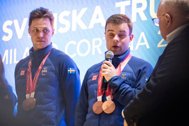 260316 Zebastian Modin of Sweden with guide Emil Talsi of the Swedish national cross country para skiing team during a homecoming celebration event after returning home from the Milano Cortina 2026 Winter Paralympic Games on March 16, 2026 in Stockholm. Photo: Caisa Rasmussen BILDBYRAN COP 353 CR0036 paralympic games paralympics paralympiska spel paralympiske leker vinter-paralympics winter paralympics milano cortina 2026 milano cortina 2026 winter paralympic games parasport para sports bbeng hemkomst sweden sverige *** 260316 Zebastian Modin of Sweden with guide Emil Talsi of the Swedish national cross country para skiing team during a homecoming celebration event after returning home from the Milano Cortina 2026 Winter Paralympic Games on March 16, 2026 in Stockholm Photo Caisa Rasmussen BILDBYRAN COP 353 CR0036 paralympic games paralympics paralympiska spel paralympiske leker vinter paralympics winter paralympics milano cortina 2026 milano cortina 2026 winter paralympic games parasport para sports bbeng hemkomst sweden sverige  Copyright: CAISAxRASMUSSEN BB260316BB600