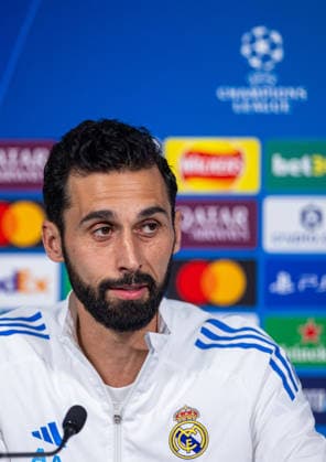 Football - UEFA Champions League - Round of 16 - 2nd Leg - Manchester City FC v Real Madrid CF - MD-1 MANCHESTER, ENGLAND - Monday, March 16, 2026: Real Madrid s head coach Ã?lvaro Arbeloa during a press conference, PK, Pressekonferenz at the City of Manchester Stadium ahead of the UEFA Champions League Round of 16 2nd Leg match between Manchester City FC and Real Madrid CF. (Photo by David Rawcliffe Propaganda) MANCHESTER City of Manchester Stadium GREATER MANCHESTER ENGLAND  Copyright: xDavidxRawcliffex P2026-03-16-Man_City_Madrid_MD-1-34