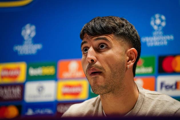 England: Pressekonferenz mit Kasper Hjulmand (Trainer, Bayer 04 Leverkusen) und Exequiel Palacios (Bayer 04 Leverkusen, 25) vor dem UEFA Champions League 2025 - 2026, Achtelfinale (Rückspiel) FC Arsenal London vs Bayer 04 Leverkusen - Emirates Stadium (London): Copyright: xJOERANxSTEINSIEKx