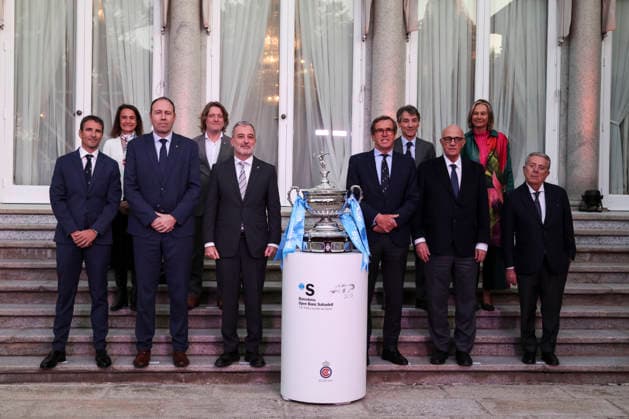 March 16, 2026, Barcelona, Barcelona, Spain: The officials pose for a photo with the trophy, during the presentation of the ATP, Tennis Herren 500 Barcelona Open Banc Sabadell - 73nd Conde de Godo Trophy at Palauet Albeniz on March 16, 2026 in Barcelona, Spain. Presentation Of The ATP 500 Barcelona Open Banc Sabadell - 73nd Conde De Godo Trophy  - ZUMAa181 20260316_zaa_a181_010 Copyright: xJavierxBorregox