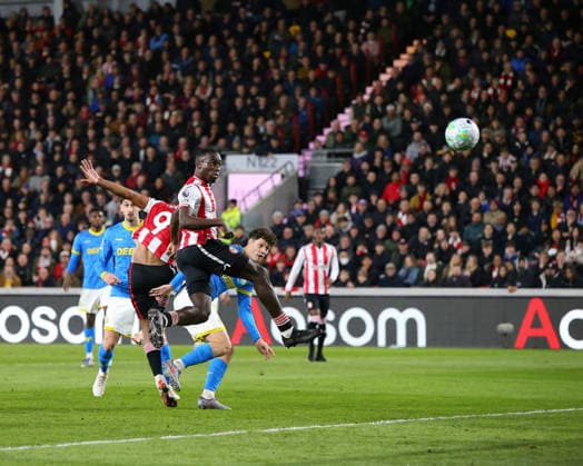 LONDON, ENGLAND - MARCH 16: Michael Kayode of Brentford scores the opening goal during the Premier League match between Brentford and Wolverhampton Wanderers at Gtech Community Stadium on March 16, 2026 in London, England. Copyright: xJayxPatel SPPx Sportspressphoto_SPR112740