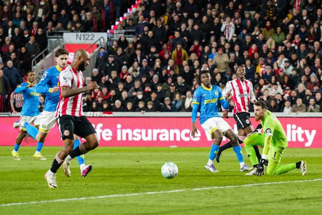 Brentford v Wolverhampton Wanderers, Premier League Igor Thiago of Brentford scoring his goal to make it 2-0 during the Brentford v Wolverhampton Wanderers Premier League match at the Gtech Community Stadium, London, England on 16 March 2026 Credit: Dylan Hepworth Every Second Media Editorial use only. All images are copyright Every Second Media Limited. No images may be reproduced without prior permission. All rights reserved. Premier League and Football League images are subject to licensing agreements with Football DataCo Limited. see https: www.football-dataco.com Copyright: xIMAGO EveryxSecondxMediax ESM-1861-0032 DylanxHepworthx xEveryxSecondxMediax