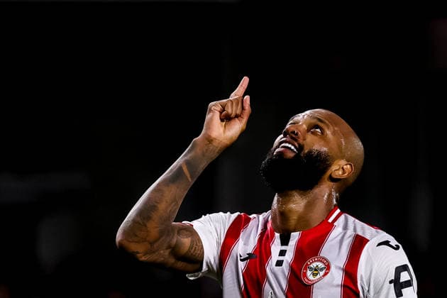 BRENTFORD, ENGLAND - MARCH 16: Igor Thiago of Brentford celebrates after scoring his team s second goal during the Premier League match between Brentford and Wolverhampton Wanderers at Gtech Community Stadium on March 16, 2026 in Brentford, England.  Copyright: xRenexNijhuis MBxMediax