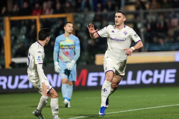 US Cremonese v ACF Fiorentina - Serie A Roberto Piccoli of ACF Fiorentina celebrates after scoring a goal during the Serie A football match between US Cremonese and ACF Fiorentina at Giovanni Zini Stadium in Cremona, Italy, on March 16, 2026. Cremona Italy  Copyright: xEmanuelexComincinix originalFilename:comincini-uscremon260316_npNTe.jpg