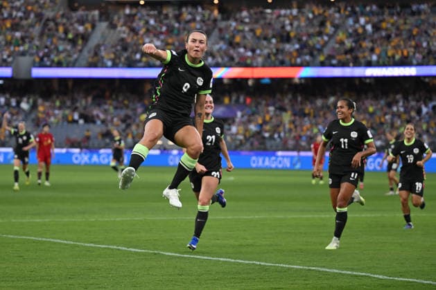 SOCCER ASIAN CUP WOMEN MATILDAS CHINA, Caitlin Foord of Australia celebrates after scoring a goal during the AFC Women s Asian Cup Semi Final 1 match between Australia and China at Optus Stadium in Perth, Tuesday, March 17, 2026. ( NO ARCHIVING, EDITORIAL USE ONLY Perth Western Australia Australia  Copyright: xDeanxLewinsx 20260317185748330797