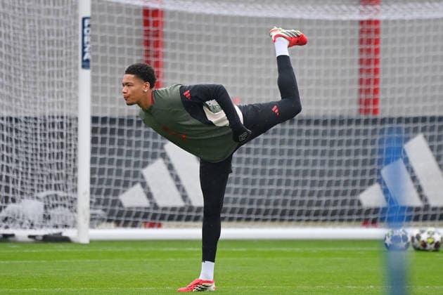 Leonard PRESCOTT, Aktion, Abschlusstraining am 17.03.2026. Fussball Champions League,Saison 2025 26, Achtelfinale FC Bayern Muenchen - Atalanta Bergamo am 18.03.2026.