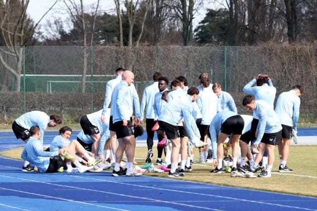 DEU, DFL, 2. FBL Hertha BSC, Training, 17.03.2026, Hanns-Braun-Stadion, Berlin, DEU, DFL, 2. FBL Hertha BSC, Training, im Bild Hertha-Spielerkreis DFL - regulations prohibit any use of Photographs as image sequences and or quasi-video