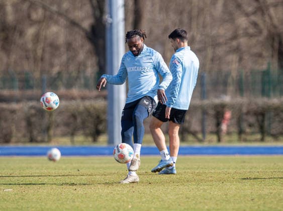 Fussball, Herren, Saison 2025 26, 2. Bundesliga, Hertha BSC, Training, Deyovaisio Zeefuik (Hertha BSC), 17.03. 2026,