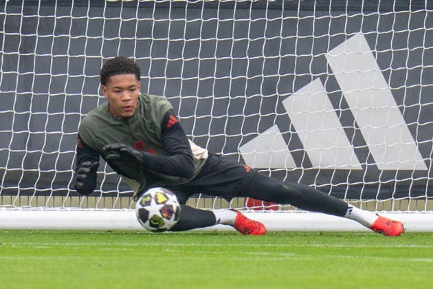 Leonard Prescott (FC Bayern Muenchen), Abschlusstraining vor dem UEFA Champions League-Spiel gegen Atalanta Bergamo, Saison 2025 2026 an der Saebener Strasse. 17.03.2026 DFB regulations prohibit any use of photographs as image sequences and or quasi-video Muenchen Bayern Deutschland