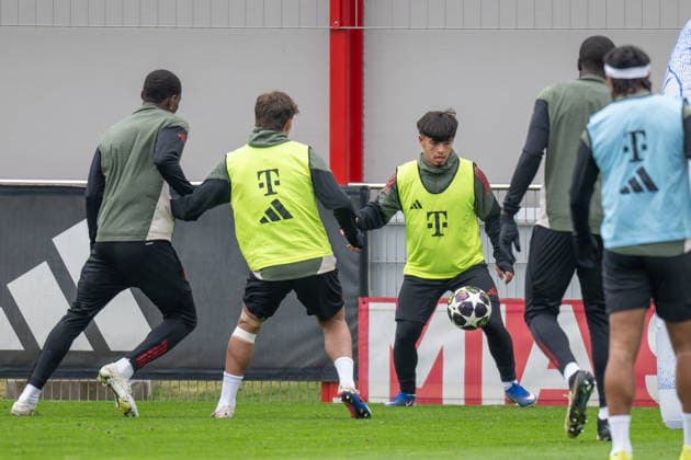 Maycon Cordozo 49 (FC Bayern Muenchen), Abschlusstraining vor dem UEFA Champions League-Spiel gegen Atalanta Bergamo, Saison 2025 2026 an der Saebener Strasse. 17.03.2026 DFB regulations prohibit any use of photographs as image sequences and or quasi-video Muenchen Bayern Deutschland