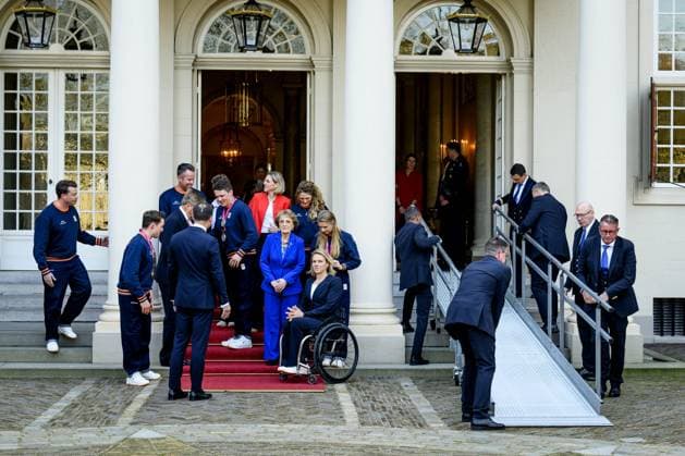 King And Princess Margriet Meet Paralympic Medal Winners - The Hague King Willem Alexander and Princess Margriet receive the Dutch medal winners – Jeroen Kampschreur, Niels de Langen, and Lisa Bunschoten-Vos – of the 2026 Paralympic Winter games, Winterspiele,Spiele, Summer games in Milan and Cortina d Ampezzo at Noordeinde Palace in The Hague. The Hague, Netherlands on March 17, 2026. Noordeinde Palace. Photo by Bruno Press ABACAPRESS.COM The Hague Netherlands  Copyright: xBrunoxPress ABACAx