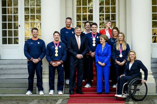 King And Princess Margriet Meet Paralympic Medal Winners - The Hague King Willem Alexander and Princess Margriet receive the Dutch medal winners – Jeroen Kampschreur, Niels de Langen, and Lisa Bunschoten-Vos – of the 2026 Paralympic Winter games, Winterspiele,Spiele, Summer games in Milan and Cortina d Ampezzo at Noordeinde Palace in The Hague. The Hague, Netherlands on March 17, 2026. Noordeinde Palace. Photo by Bruno Press ABACAPRESS.COM The Hague Netherlands  Copyright: xBrunoxPress ABACAx