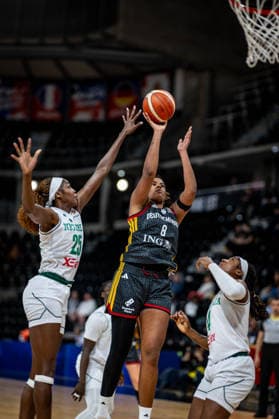 Basketball Villeurbanne 17.03.2026 Wommen™s Basketball World Cup 2026 Qualifying Tournament Nigeria (NIG) - Deutschland (GER) Nyara Sabally (Deutschland, No.08) Victoria Macaulay (Nigeria, No.25)