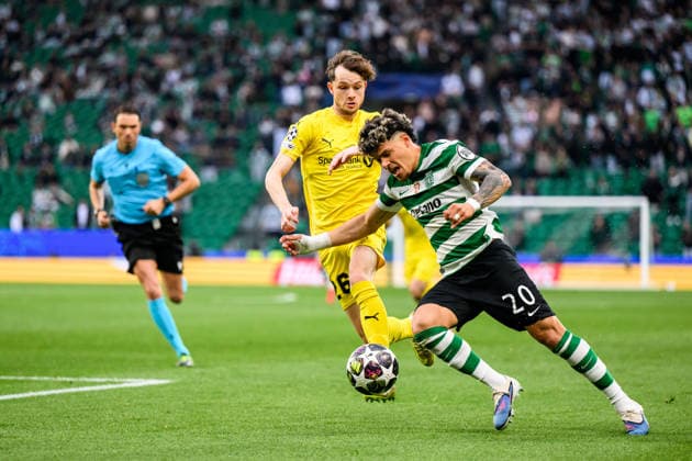 260317 Hakon Evjen of Bodo Glimt and Maximiliano Araujo of Sporting during the UEFA Champions League football match between Sporting CP and Bodo Glimt on March 17, 2026 in Lisbon. Photo: Marius Simensen BILDBYRAN COP 238 MM0063 bbeng football fotball fotboll soccer uefa champions league mesterligaen bodo glimt sporting clube de portugal sporting lisboa sporting lisbon sporting cp Copyright: MARIUSxSIMENSEN BB260317BB622