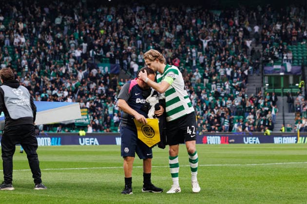 Morten Hjulmand seen during UEFA Champions League Round of 16 game between teams of Sporting CP and FK Bodo Glimt at Estadio Jose Alvalade (Maciej Rogowski Ball Raw Images) Lisbon Estadio Jose Alvalade Portugal Copyright: xMaciejxRogowskix maciejrogowski_sporting_bodo_2526_ROG6284