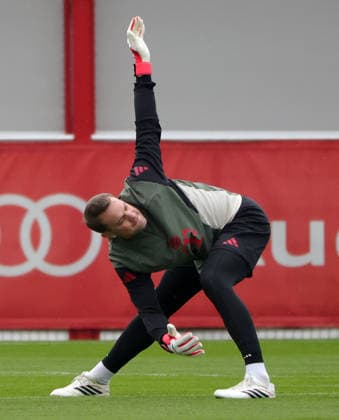 17.03.2026, FC Bayern Training, Saebenerstrasse Muenchen, Fussball, im Bild: Manuel Neuer (FC Bayern Muenchen)