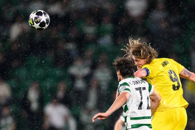 260317 Eduardo Quaresma of Sporting and Kasper Hogh of Bodo Glimt during the UEFA Champions League football match between Sporting CP and Bodo Glimt on March 17, 2026 in Lisbon. Photo: Marius Simensen BILDBYRAN COP 238 MM0063 bbeng football fotball fotboll soccer uefa champions league mesterligaen bodo glimt sporting clube de portugal sporting lisboa sporting lisbon sporting cp Copyright: MARIUSxSIMENSEN BB260317BB778