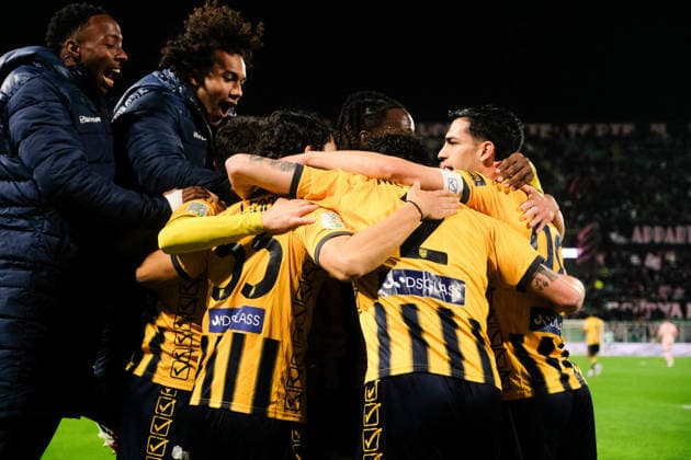 CALCIO - Serie B - Palermo FC vs SS Juve Stabia Palermo, Italy, 17 March 2026. Renzo Barbera Stadium, Palermo vs Juve Stabia, match valid for the 2025 2026 Serie B championship. In the photo: Giuseppe Leone (SS Juve Stabia) celebrates after the goal Palermo Italy  Copyright: xIPAxSport ABACAx