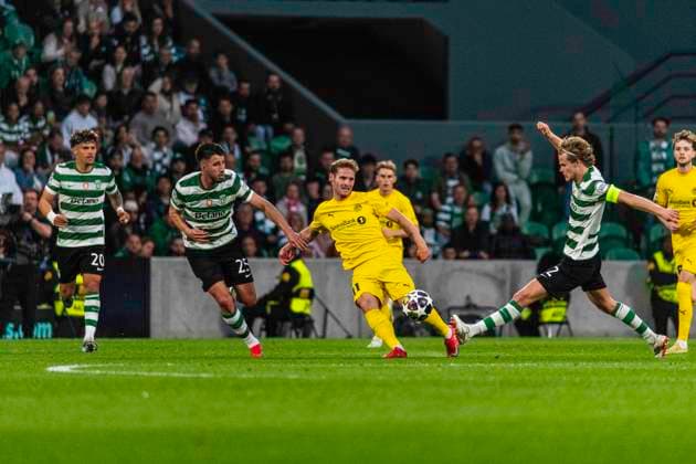March 17, 2026, Lisbon, Lisbon, Portugal: battle for possession of the ball, during the UEFA Champions League - Round of 16 (2nd leg), between Sporting CP vs FC Bodo Glimt at Alvalade Stadium, Lisbon, on March 17, 2026 Lisbon Portugal - ZUMAr200 20260317_zsp_r200_006 Copyright: xNunoxReisinhox