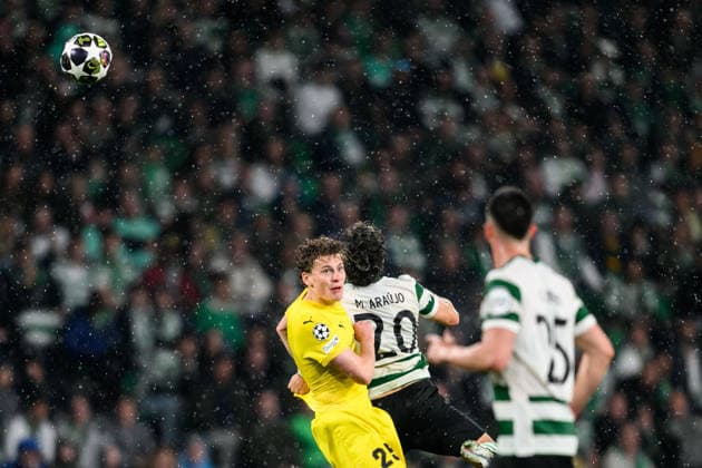 260317 Isak Dybvik Määttä of Bodo Glimt and Maximiliano Araujo of Sporting during the UEFA Champions League football match between Sporting CP and Bodo Glimt on March 17, 2026 in Lisbon. Photo: Marius Simensen BILDBYRAN COP 238 MM0063 bbeng football fotball fotboll soccer uefa champions league mesterligaen bodo glimt sporting clube de portugal sporting lisboa sporting lisbon sporting cp Copyright: MARIUSxSIMENSEN BB260317BB835