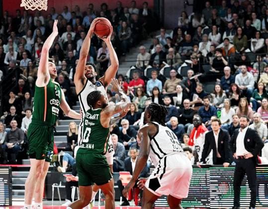 Quart de finale Eurocoupe - 17 mars 2026 PHOTOPQR LE PROGRES Catherine AULAZ - Bourg-en-Bresse 17 03 2026 - Quart de finale Eurocoupe - 17 mars 2026 -Quart de finale d Eurocoupe - saison 2025 2026 - JL Bourg (blanc) - reçoit Ljubljana à Ekinox, à Bourg-en-Bresse. Ricardo Lindo Jr (JL Bourg) BASKET Eurocup JL Bourg - Ljubljana Bourg-en-Bresse Ain Rhône-Alpes France  Copyright: xPHOTOPQR LExPROGRES MAXPPPxCatherinexAULAZx 20260317LPL7366 20260317LPL7366