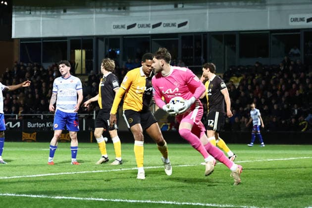 Burton Albion v Reading, EFL Sky Bet League 1 Burton Albion goalkeeper Brad Collins (on loan from Coventry City) (24) collects a lose through ball during the EFL Sky Bet League 1 match between Burton Albion and Reading at the Pirelli Stadium, Burton upon Trent, UK on 17 March 2026. Burton upon Trent Pirelli Stadium Staffordshire UK Editorial use only DataCo restrictions apply See www.football-dataco.com , Copyright: xJohnxMallettx PSI-23912-0039
