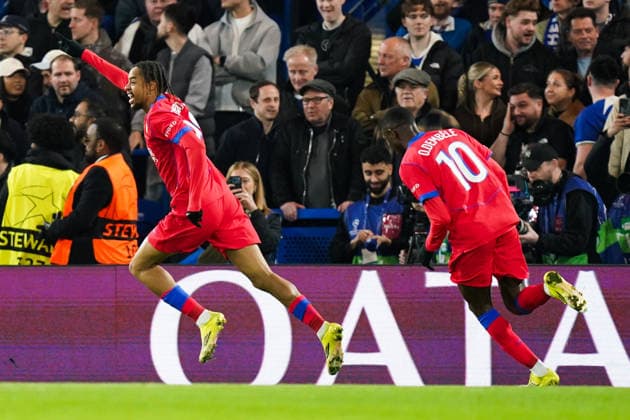 Chelsea v Paris Saint-Germain, UEFA Champions League Bradley Barcola of Paris Saint-Germain celebrating his goal to make it 0-2 during the Chelsea v Paris Saint-Germain UEFA Champions League, Round of 16, 2nd Leg match at Stamford Bridge, London, England on 17 March 2026 Credit: Dylan Hepworth Every Second Media Editorial use only. All images are copyright Every Second Media Limited. No images may be reproduced without prior permission. Copyright: xIMAGO EveryxSecondxMediax ESM-1863-0027 DylanxHepworthx xEveryxSecondxMediax