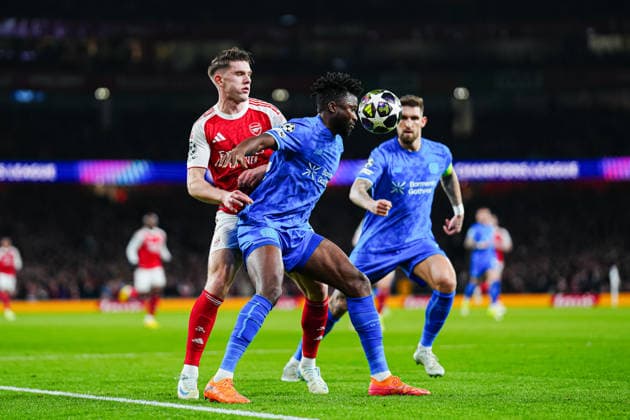 Viktor Gyökeres (FC Arsenal, 14), Edmond Tapsoba (Bayer 04 Leverkusen, 12) ENG, FC Arsenal vs. Bayer 04 Leverkusen, Fussball, UEFA Champions League, Achtelfinale, Spielzeit 2025 2026, 17.03.2026 ENG, FC Arsenal vs. Bayer 04 Leverkusen, Fussball, UEFA Champions League, Achtelfinale, Spielzeit 2025 2026, 17.03.2026 London Copyright: xEibner-Pressefoto MarcelxvonxFehrnx EP_MFN