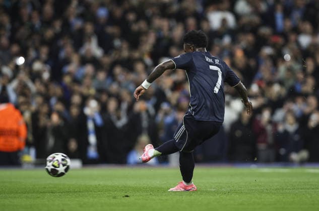 Manchester City v Real Madrid , UEFA Champions League, Round of 16, 2nd leg 17.03.26 Manchester City v Real Madrid , UEFA Champions League, Round of 16, 2nd leg Bradley Ormesher The Times Vinícius Júnior of Real Madrid scores and celebrates scoring his teams 1st goal  Copyright: xBradleyxOrmesherx NINTCHDBPICT001067502247