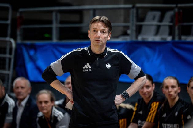 Basketball Villeurbanne 17.03.2026 Wommen™s Basketball World Cup 2026 Qualifying Tournament Nigeria (NIG) - Deutschland (GER) Olaf Lange (Deutschland, Trainer) *** Basketball Villeurbanne 17 03 2026 Wommen™s Basketball World Cup 2026 Qualifying Tournament Nigeria NIG Germany GER Olaf Lange Germany, Coach