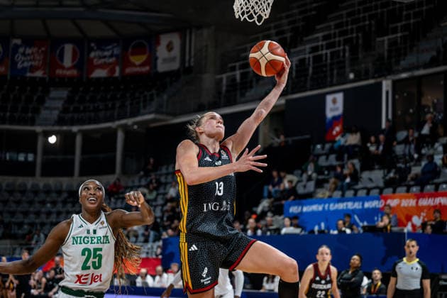 Basketball Villeurbanne 17.03.2026 Wommen™s Basketball World Cup 2026 Qualifying Tournament Nigeria (NIG) - Deutschland (GER) Leonie Fiebich (Deutschland, No.13) Victoria Macaulay (Nigeria, No.25)