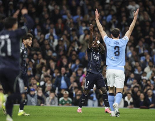 Manchester City v Real Madrid , UEFA Champions League, Round of 16, 2nd leg 17.03.26 Manchester City v Real Madrid , UEFA Champions League, Round of 16, 2nd leg Bradley Ormesher The Times Vinícius Júnior of Real Madrid appeals for penalty  Copyright: xBradleyxOrmesherx NINTCHDBPICT001067503897