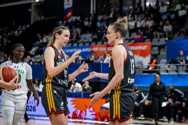Basketball Villeurbanne 17.03.2026 Wommen™s Basketball World Cup 2026 Qualifying Tournament Nigeria (NIG) - Deutschland (GER) Leonie Fiebich (Deutschland, No.13) Emily Bessoir (Deutschland, No.22) Jubel