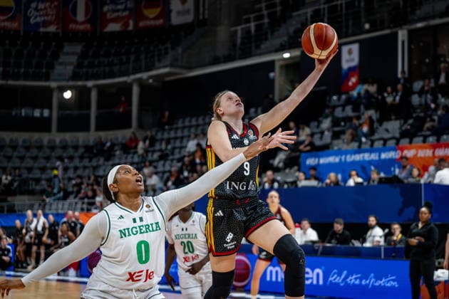 Basketball Villeurbanne 17.03.2026 Wommen™s Basketball World Cup 2026 Qualifying Tournament Nigeria (NIG) - Deutschland (GER) Emma Eichmeyer (Deutschland, No.09) Amy Okonkwo (Nigeria, No.00)