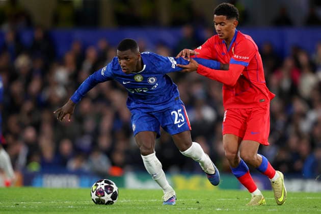 Chelsea FC v Paris Saint-Germain FC - UEFA Champions League 2025 26 Round of 16 Second Leg Moises Caicedo of Chelsea and Senny Mayulu of Paris Saint-Germain challenge during the UEFA Champions League 2025 26 Round of 16 Second Leg match between Chelsea FC and Paris Saint-Germain FC at Stamford Bridge on March 17, 2026 in London, England. WARNING! This Photograph May Only Be Used For Newspaper And Or Magazine Editorial Purposes. May Not Be Used For Publications Involving 1 player, 1 Club Or 1 Competition Without Written Authorisation From Football DataCo Ltd. For Any Queries, Please Contact Football DataCo Ltd on +44 (0) 207 864 9121 London Stamford Bridge England United Kingdom Copyright: xAllstarxPicturexLibraryxLtdx