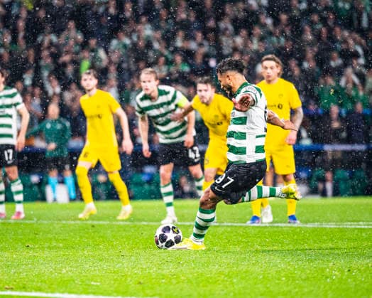 March 17, 2026, Lisbon, Lisbon, Portugal: Luis Suarez of Sporting CP Takes a shot and covert the penalty, during the UEFA Champions League - Round of 16 (2nd leg), between Sporting CP vs FC Bodo Glimt at Alvalade Stadium, Lisbon, on March 17, 2026 Lisbon Portugal - ZUMAr200 20260317_zsp_r200_035 Copyright: xNunoxReisinhox