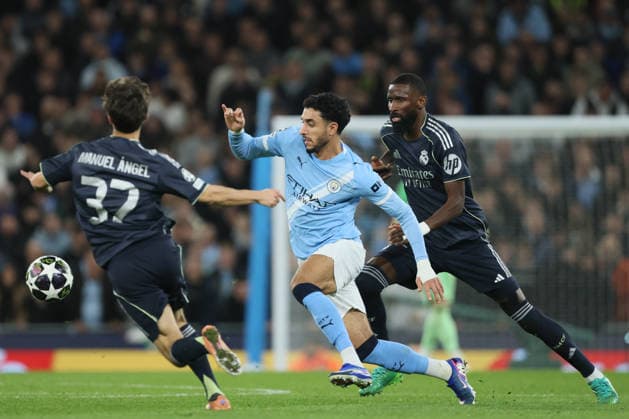 Manchester City FC v Real Madrid CF - UEFA Champions League 2025 26 Round of 16 Second Leg Manuel Ángel of Real Madrid CF, Omar Marmoush of Manchester City and Antonio Rudiger of Real Madrid CF challenge during the UEFA Champions League 2025 26 Round of 16 Second Leg match between Manchester City FC and Real Madrid CF at City of Manchester Stadium on March 17, 2026 in Manchester, England. WARNING! This Photograph May Only Be Used For Newspaper And Or Magazine Editorial Purposes. May Not Be Used For Publications Involving 1 player, 1 Club Or 1 Competition Without Written Authorisation From Football DataCo Ltd. For Any Queries, Please Contact Football DataCo Ltd on +44 (0) 207 864 9121 Manchester City of Manchester Stadium England United Kingdom Copyright: xAllstarxPicturexLibraryxLtdx