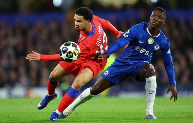 Warren Zaire-Emery of Paris Saint-Germain competes for the ball with Moises Caicedo of Chelsea Chelsea v Paris Saint-Germain, UEFA Champions League, Round of 16, Second Leg, Football, Stamford Bridge, London, UK - 17 Mar 2026London Stamford Bridge United Kingdom EDITORIAL USE ONLY No use with unauthorised audio, video, data, fixture lists, club league logos or live services. Online in-match use limited to 120 images, no video emulation. No use in betting, games or single club league player publications. Copyright: xShutterstockx 16776722bu