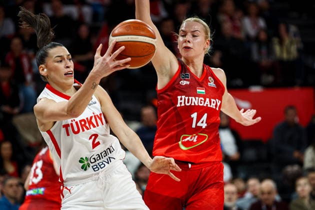 Turkiye vs Hungary Women s Basketball World Cup 2026 Qualifying Tournaments Sevgi Uzun of Turkiye national team, Nationalteam drives to the basket for a layup during the Women s Basketball World Cup 2026 Qualifying Tournaments Group Phase - Group A between Turkiye National Team and Hungary National Team at Turkcell Basketball Development Center on March 17, 2026 in Istanbul, Turkey. Istanbul Istanbul Turkey Copyright: xBurakxBasturkx