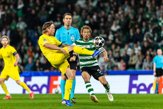 Uefa Champions League 2025-26 Sporting CP - FK Bodø Glimt Patrick Berg of FK Bodø Glimt and Hidemasa Morita of Sporting in action, with the ball during the UEFA Champions League 2025-26 League Round of 16, 2nd Leg match between Sporting CP and FK Bodø Glimt on Tuesday 17 March 2026 in Lisbon, Portugal Copyright: HMBxMedia CarlosxSilva