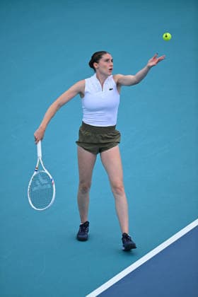 Itau Miami Open Elsa Jacquemot (FRA) duringher first round match at the Itau Miami Open in Miami , USA, on March 17, 2026. Photo by Corinne Dubreuil ABACAPRESS.COM Miami United States  Copyright: xDubreuilxCorinne ABACAx