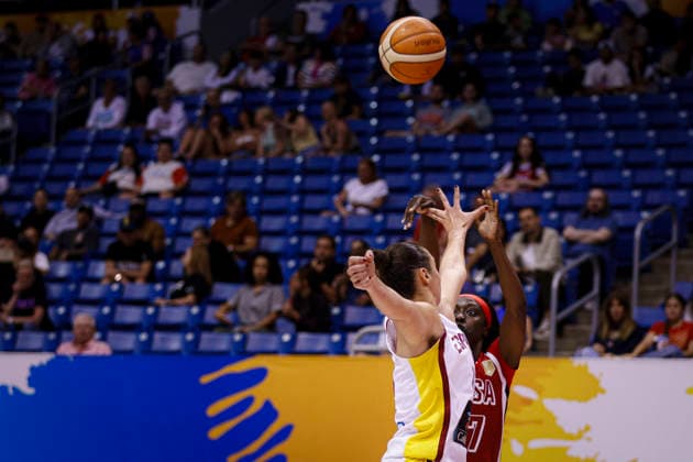 2026 World Cup Qualifying Tournament - USA V Spain Kahleah Copper 7 of the United States plays during the 2026 FIBA World Cup Qualifying Tournament game between the United States and Spain at Coliseo Jose Miguel Agrelot in San Juan, Puerto Rico, on March 17, 2026. San Juan Puerto Rico  Copyright: xEdgardoxMedinax originalFilename:medinamillan-notitle260317_npnL5.jpg