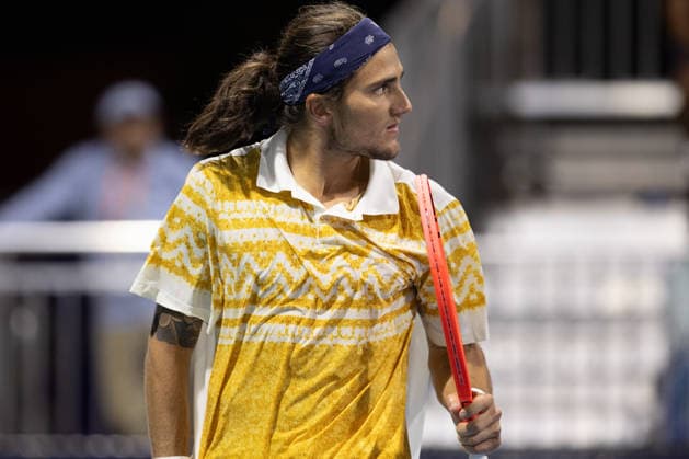 2026 Miami Open Presented By Itau - Day 1 Mattia Bellucci of Italy gestures with his racket against Murphy Cassone of the United States during a qualifying match on Day 1 of the Miami Open at Hard Rock Stadium in Miami Gardens, Florida, on March 17, 2026. Miami Gardens FL United States  Copyright: xMauricioxPaizx originalFilename:paiz-miamiope260317_npLwI.jpg