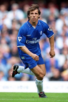 Chelsea V Newcastle United, Premier League Gianfranco Zola of Chelsea running during the Premier League match between Chelsea and Newcastle United at Stamford Bridge on September 14, 2002 in London, England. London Stamford Bridge England United Kingdom Copyright: xAllstarxPicturexLibraryxLtdx