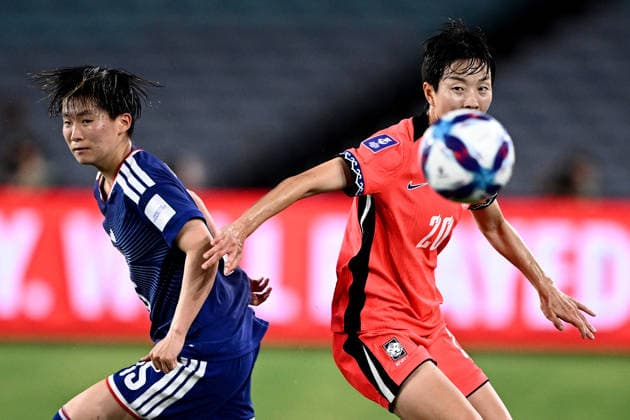 SOCCER ASIAN CUP WOMEN SOUTH KOREA JAPAN, Kim Hyeri of Korea Republic competes for possession with Hikaru Kitagawa of Japan during the AFC Women s Asian Cup Semi Final 2 between Korea Republic and Japan at Stadium Australia in Sydney, Wednesday, March 18, 2026. ( NO ARCHIVING, EDITORIAL USE ONLY SYDNEY NEW SOUTH WALES AUSTRALIA  Copyright: xDANxHIMBRECHTSx 20260318138782162710