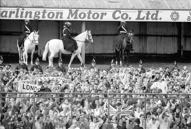 Wigan Athletic V Leeds United, FA Cup Quarter Final Police Horse And Leeds United Fans at the FA Cup Quarter Final match between Wigan Athletic and Leeds United at Springfield Park on March 15, 1987 in Wigan, England . Wigan Springfield Park England United Kingdom Copyright: xAllstarxPicturexLibraryxLtdx