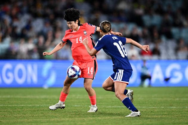 SOCCER ASIAN CUP WOMEN SOUTH KOREA JAPAN, Jung Minyoung of Korea Republic competes for possession with Fuka Nagano of Japan during the AFC Women s Asian Cup Semi Final 2 between Korea Republic and Japan at Stadium Australia in Sydney, Wednesday, March 18, 2026. ( NO ARCHIVING, EDITORIAL USE ONLY SYDNEY NEW SOUTH WALES AUSTRALIA  Copyright: xDANxHIMBRECHTSx 20260318170461235762